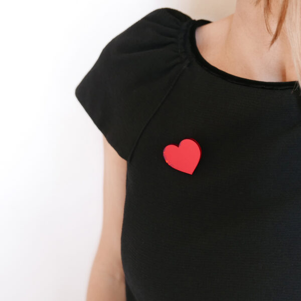 Spilla Cuore rosso specchiante | Dolce Spilla amore | BiCA-Good Morning Design