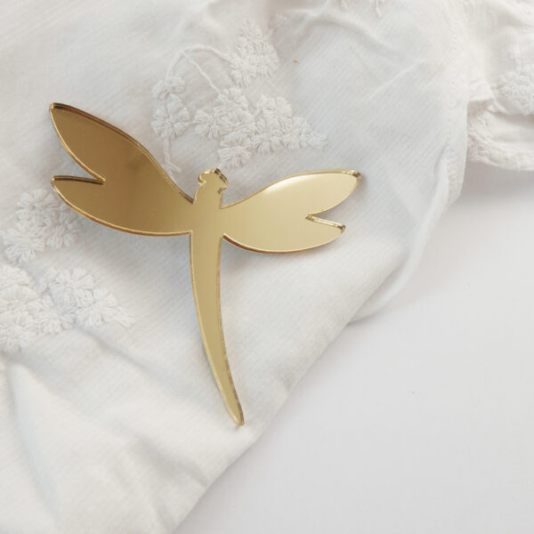 Dragonfly brooch on shirt | Spilla Libellula | BiCA-Good Morning Design