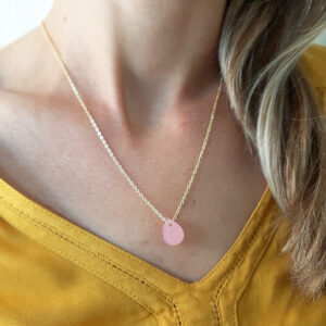 Drop | Collana dorata girocollo con goccia rosa | BiCA-Good Morning Design