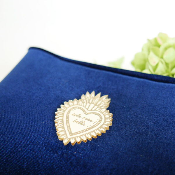 Pochette Chic velluto blu e neoprene con spilla oro | borse fatte a mano in Italia | design italiano | BiCA-Good Morning Design