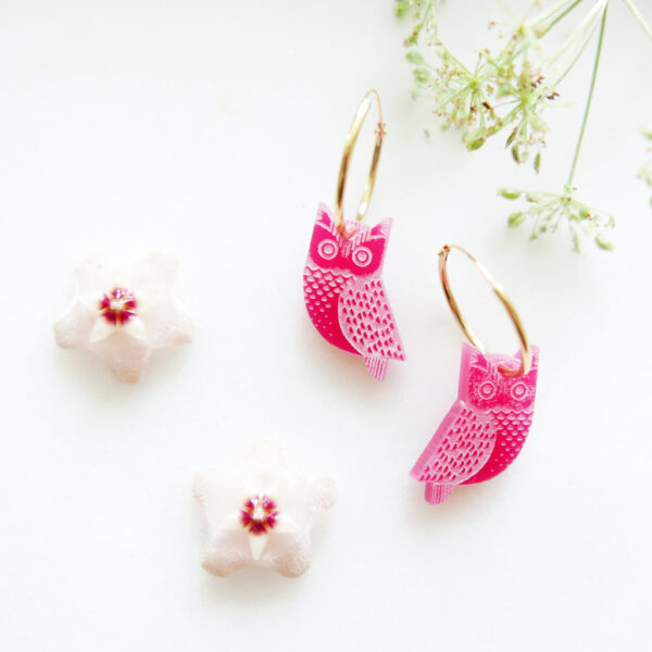 Orecchini Gufo, fucsia, a cerchio, amuleti della fortuna | Gioielli portafortuna con silhouette animali di design e artigianato digitale a Milano | BiCA-Good Morning Design