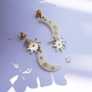 orecchini a perno | chiaro di luna | dorati con luna e stelle oro e avorio | dipinti a mano | BiCA Good Morning Design