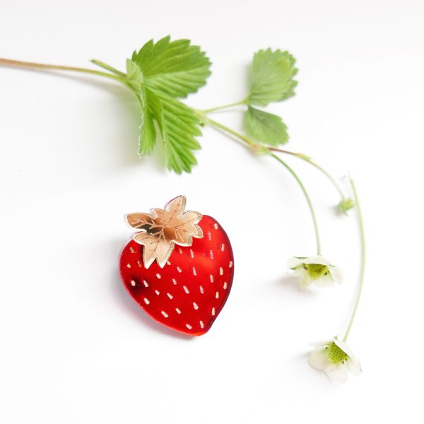 spilla fragola rosso e oro | spille con frutta, fragole | BiCA Good Morning Design