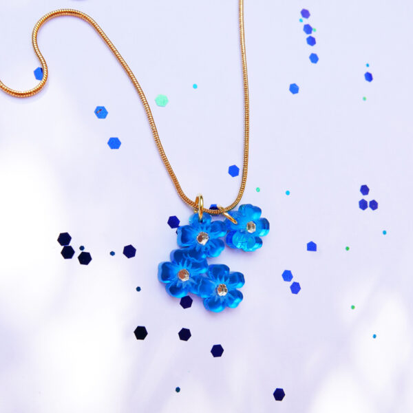 Collana Fiore Non ti scordar di me | gioielli artistici floreali | dillo con i fiori | realizzati a MIlano con cura e passione | BiCA Good Morning Design
