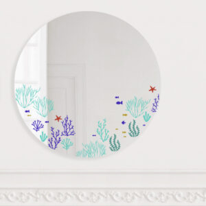 Specchi Decorativi a tema mare, TRA I CORALLI, tondi dipinti a mano, realizzati a Milano da BiCA Good Morning Design