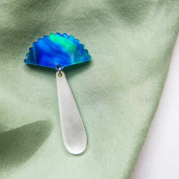 spilla VENTAGLIO, minimal, geometrica, blu argento e verde | gioielli artistici, originali | made in Italy | BiCA Good Morning Design