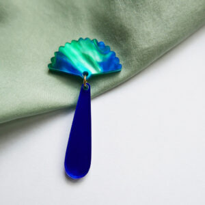 spilla VENTAGLIO, minimal, geometrica, blu e verde | gioielli artistici, originali | made in Italy | BiCA Good Morning Design